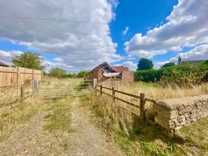 Photo 1- click for photo gallery